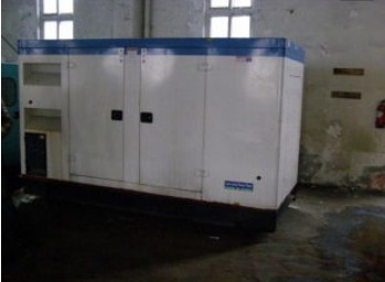 巴青康明斯150kw大型柴油二手发电机组 巴青康明斯150kw大型柴油二手发电机组